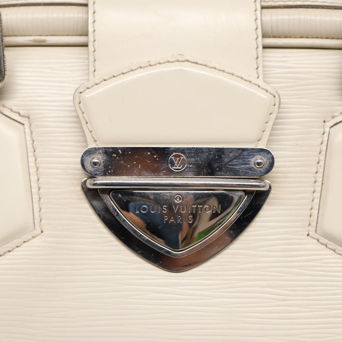 LO-LV bags 2430
