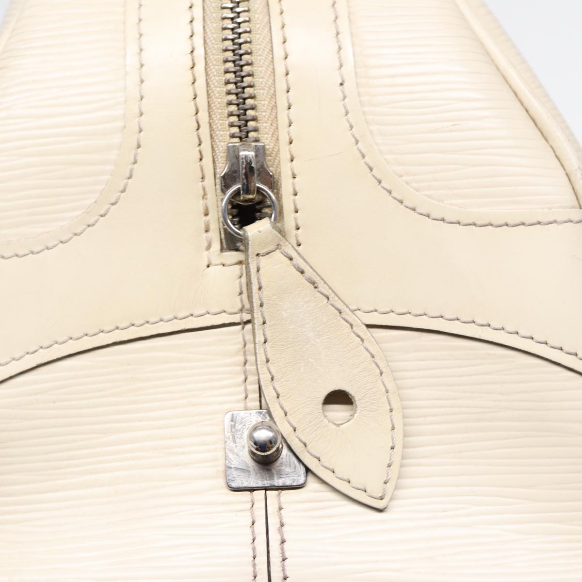 LO-LV bags 2430