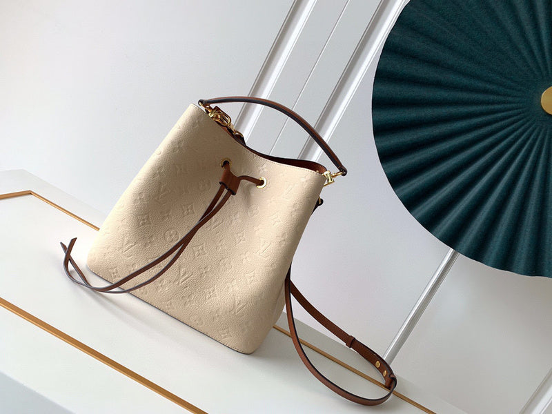 LO-LV bags 12052