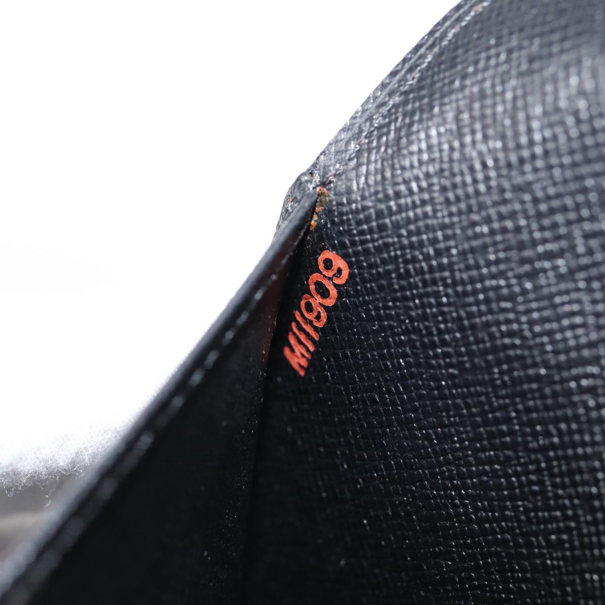 LO-LV bags 2312