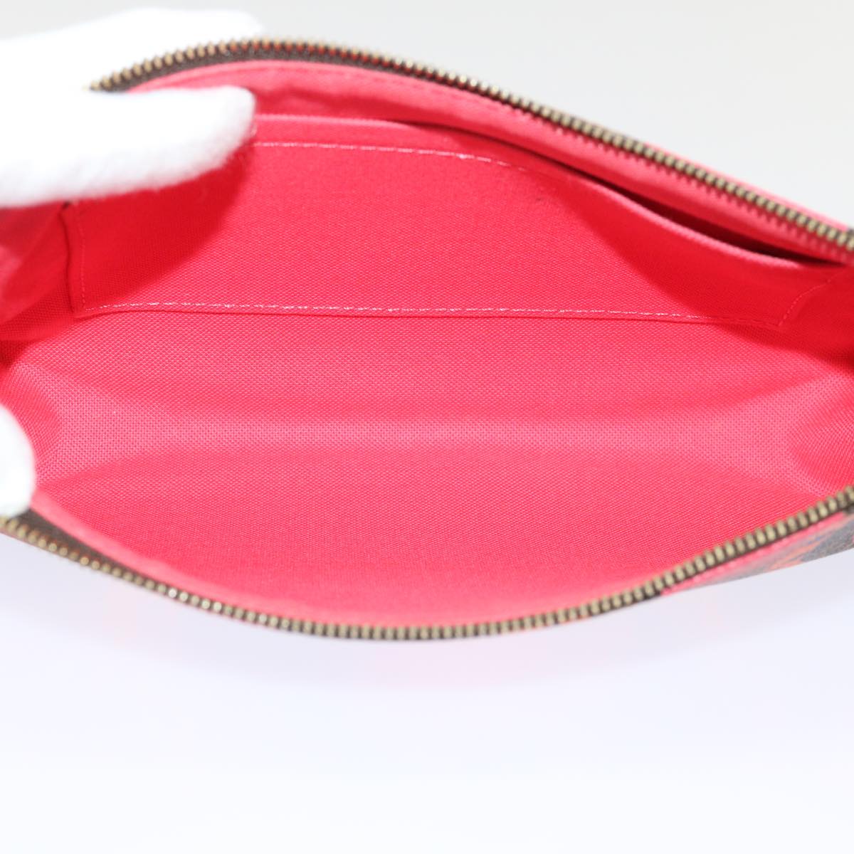 LO-LV bags 849