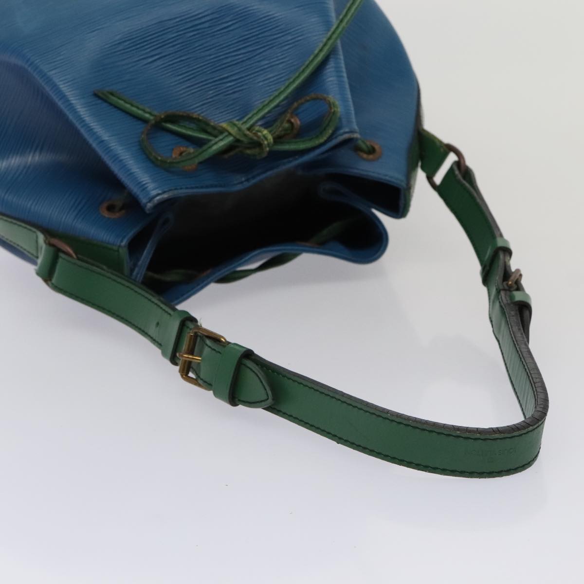 LO-LV bags 6380
