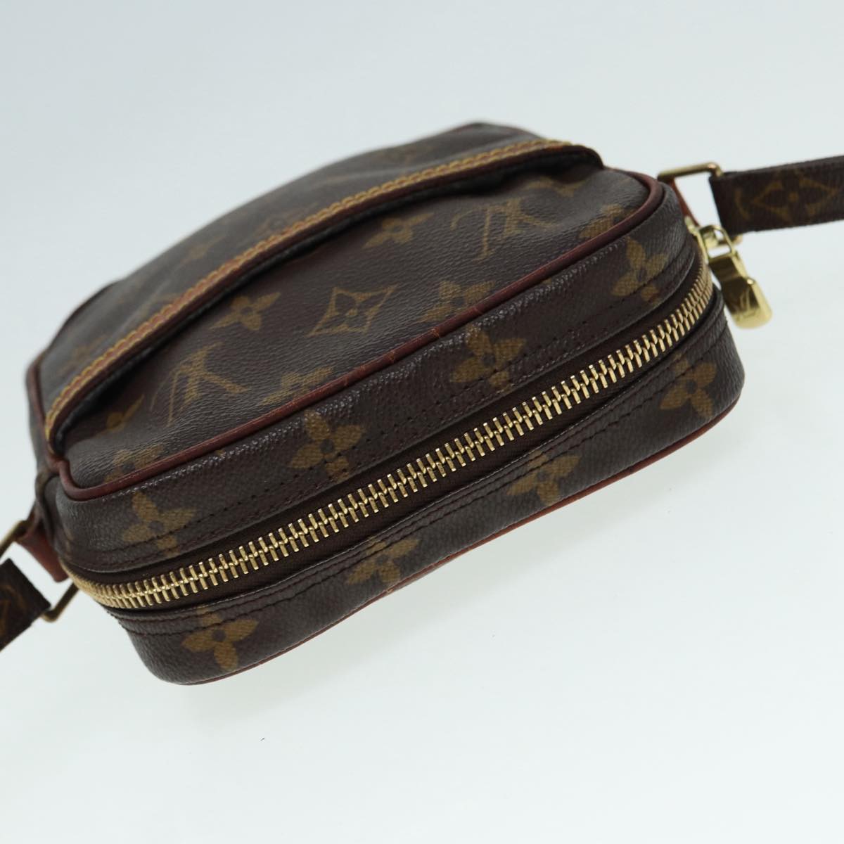 LO-LV bags 6208