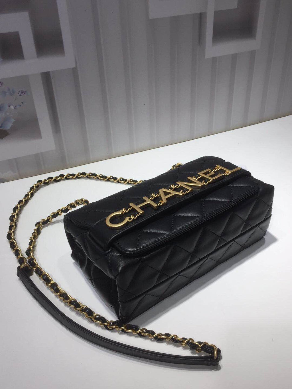 CHL - Front Logo Small Flap Bag Gold Hardware Black For Women Handbags, Shoulder Bags 8.2in/21LOAS1490