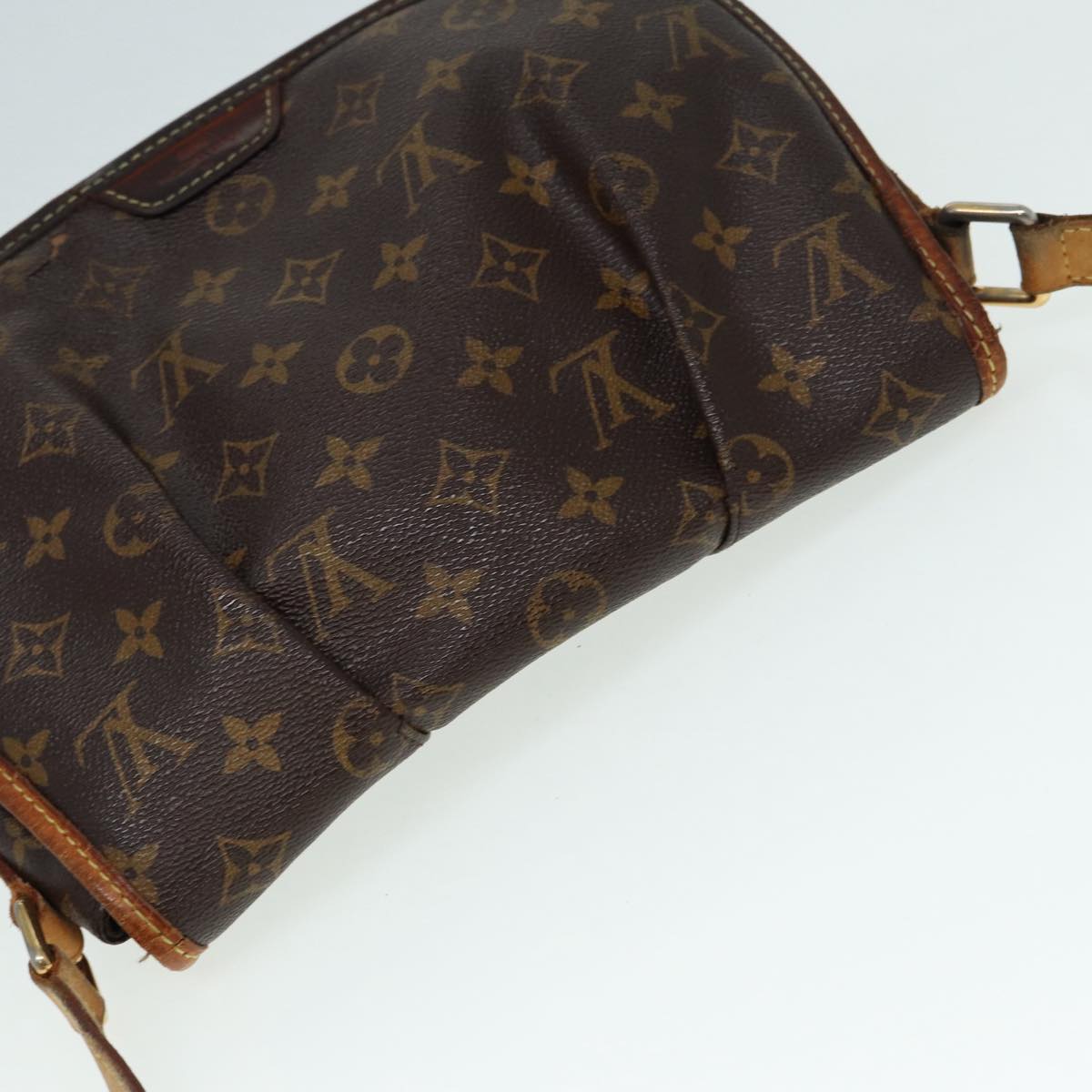 LO-LV bags 6351