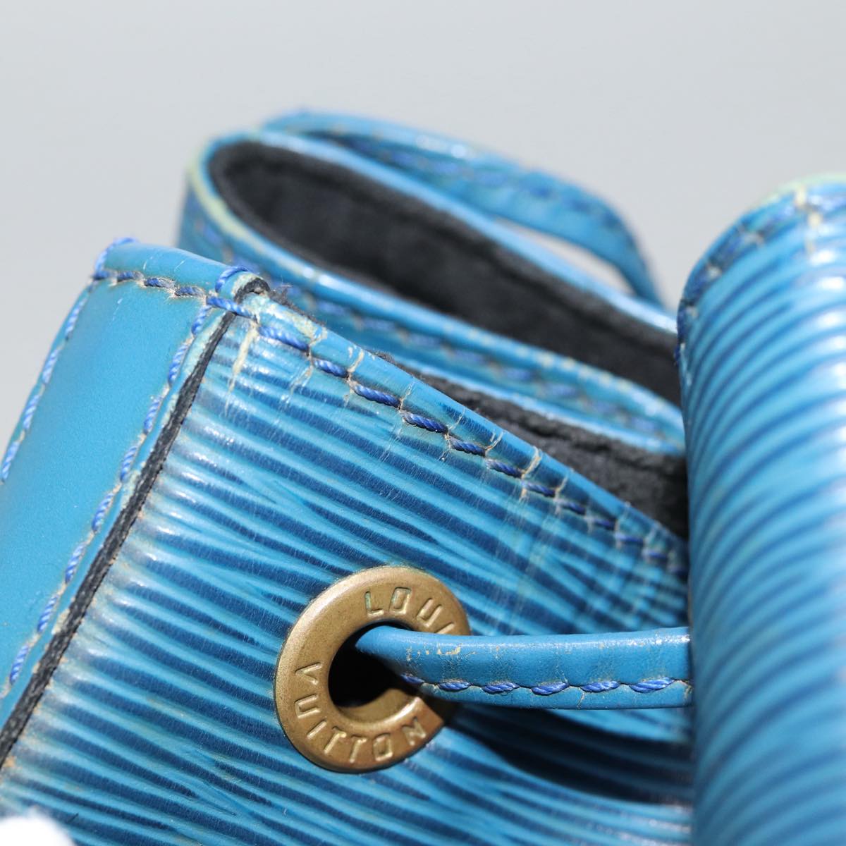 LO-LV bags 6384