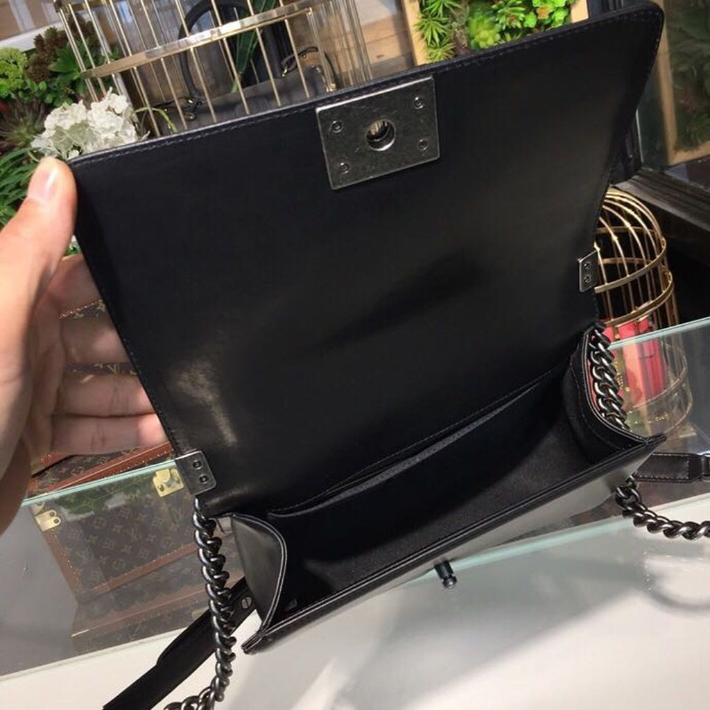 CHL -  Boy Handbag SilLusso Official - Hardware Black For Women Bags, Shoulder And Crossbody Bags 9.8in/25LO A67086