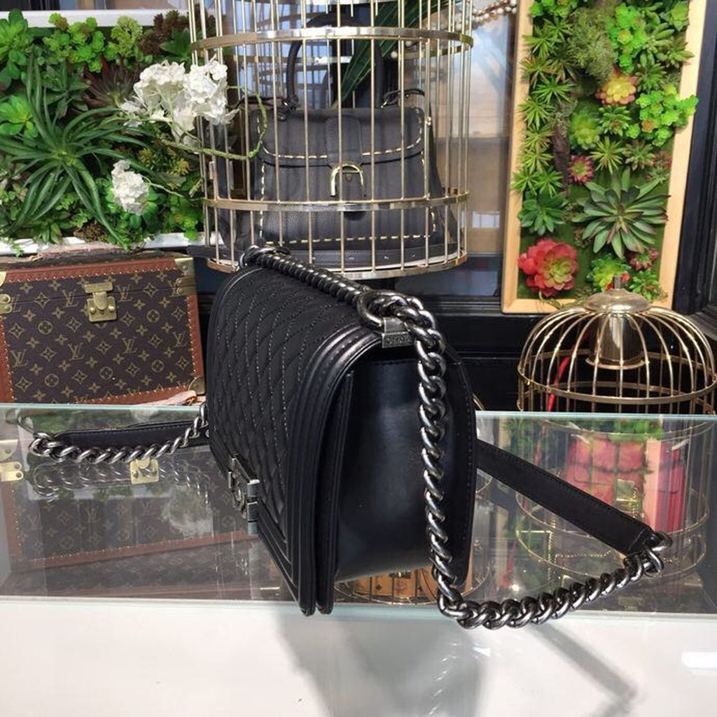 CHL -  Boy Handbag SilLusso Official - Hardware Black For Women Bags, Shoulder And Crossbody Bags 9.8in/25LO A67086