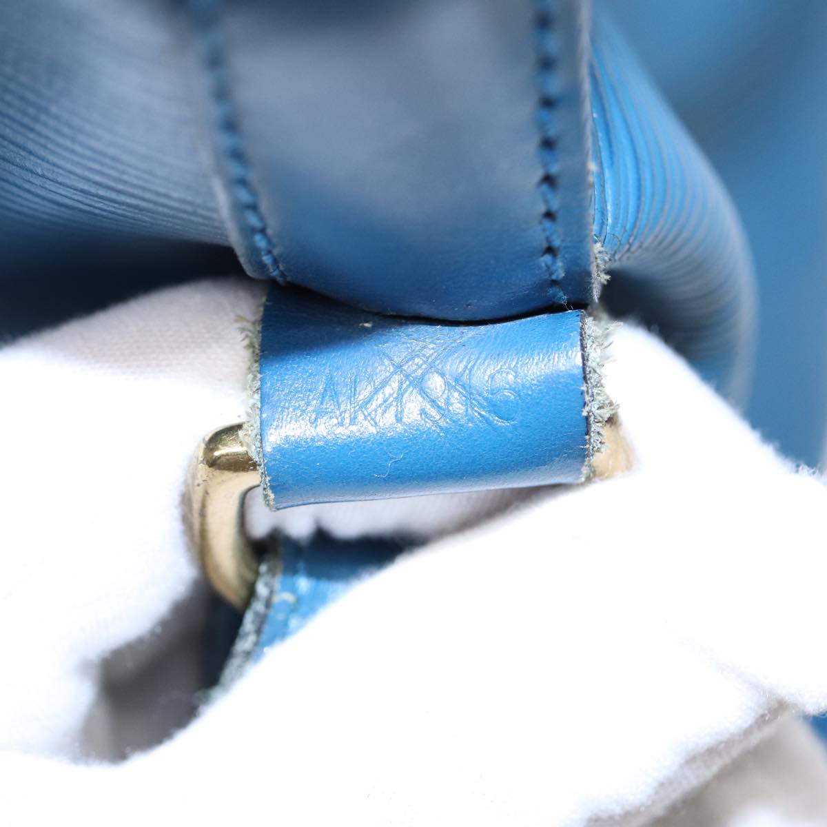 LO-LV bags 6304