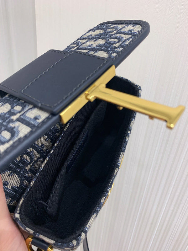 LO - DYOR   BAGS FOR WOMEN - FASHION LUXURY BAGS 236
