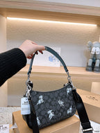 LO - CCH Bags - 202