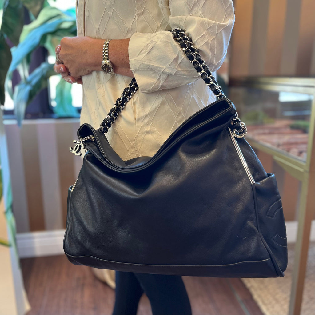 CHL Ultimate Soft Lambskin Hobo ADI1180