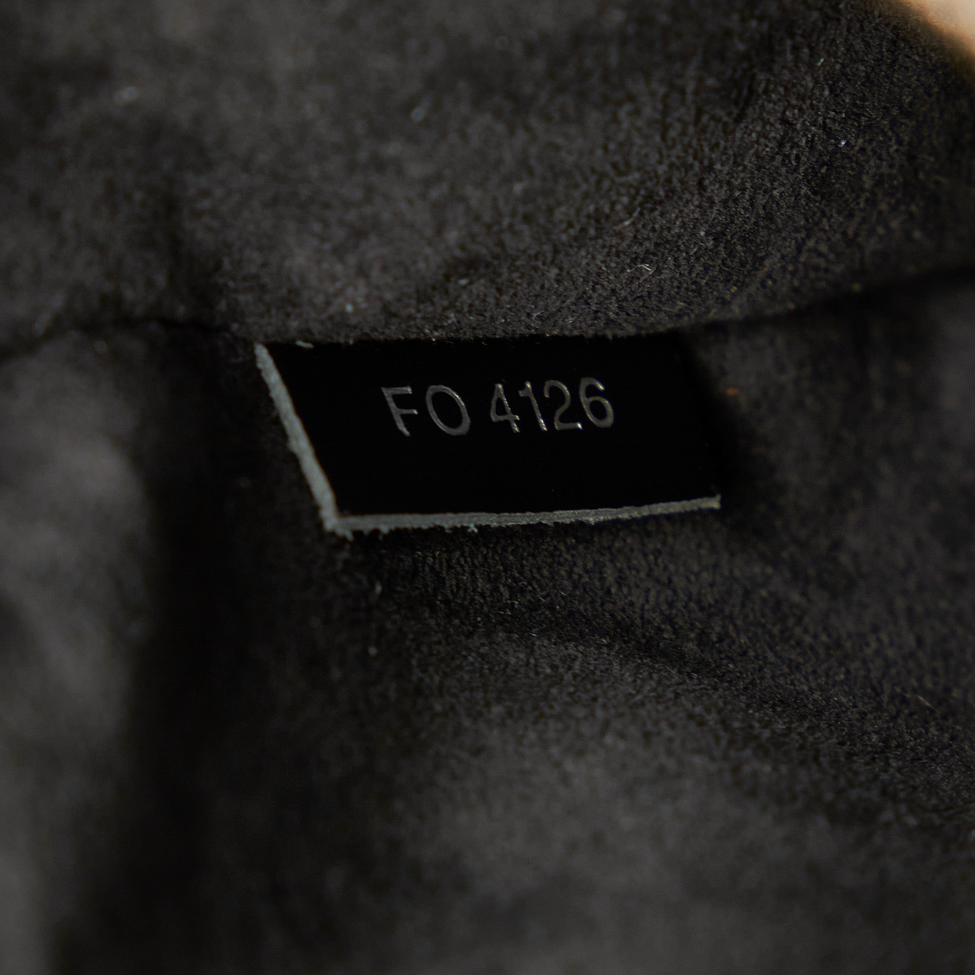 LO-LV bags 2548
