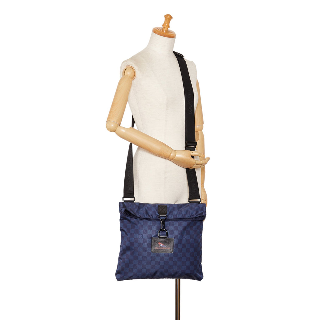 LO-LV bags 1786