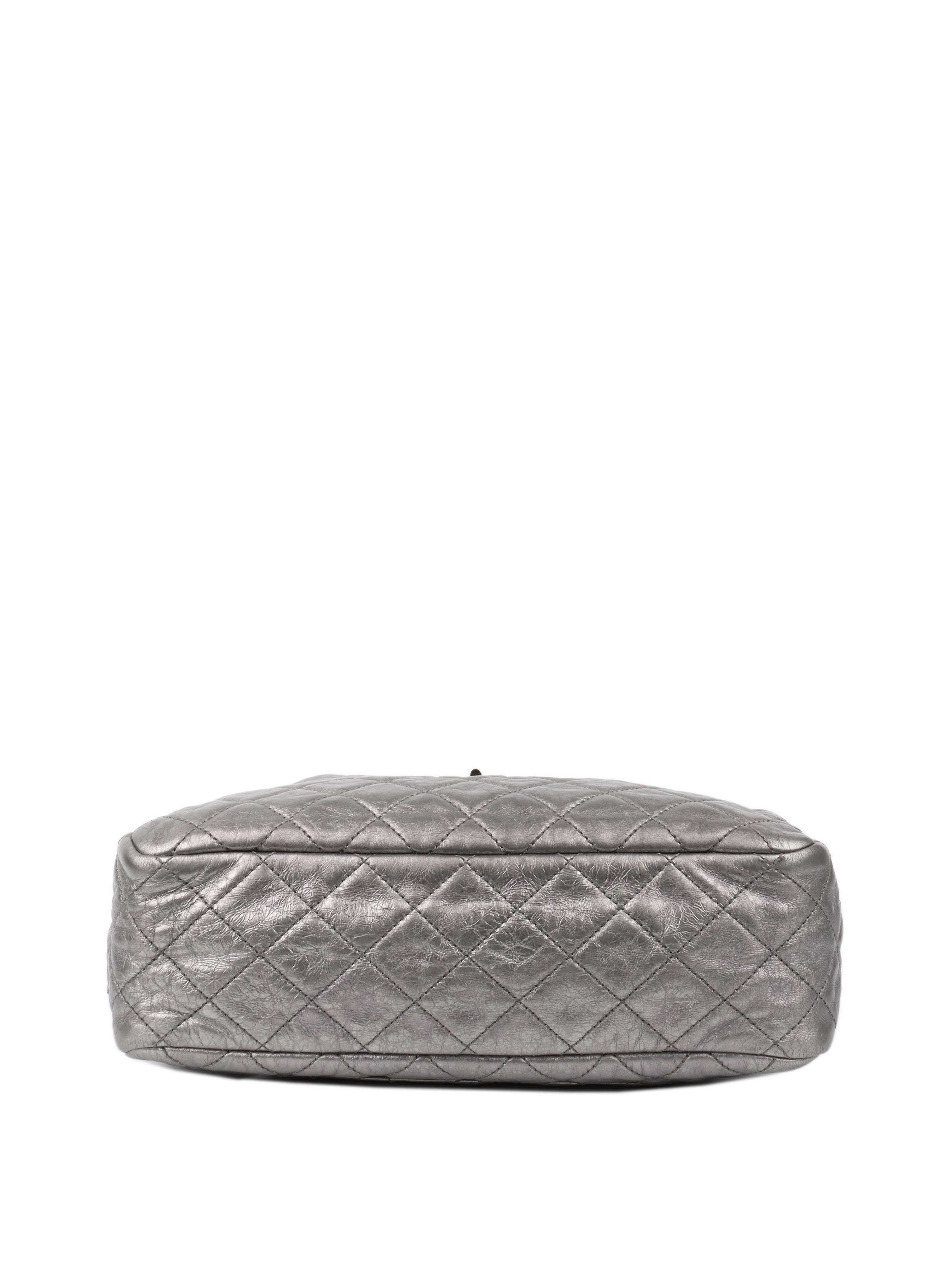 CHNL -  Metallic Silver 2.55 Reissue Camera Bag.