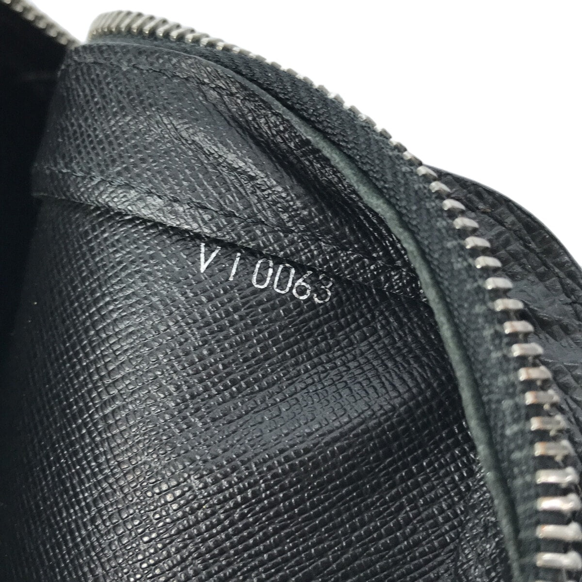 LO-LV bags 610