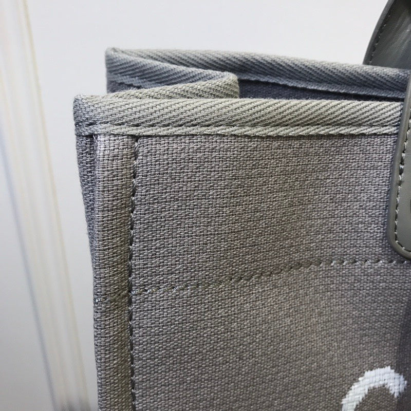 LO - CHL Bags - 1916