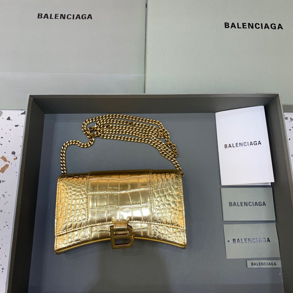 BLN-Ciaga Hourglass Wallet On Chain in Gold, For Women,  Bags 7.6in/19LO 6560501S49M8005
