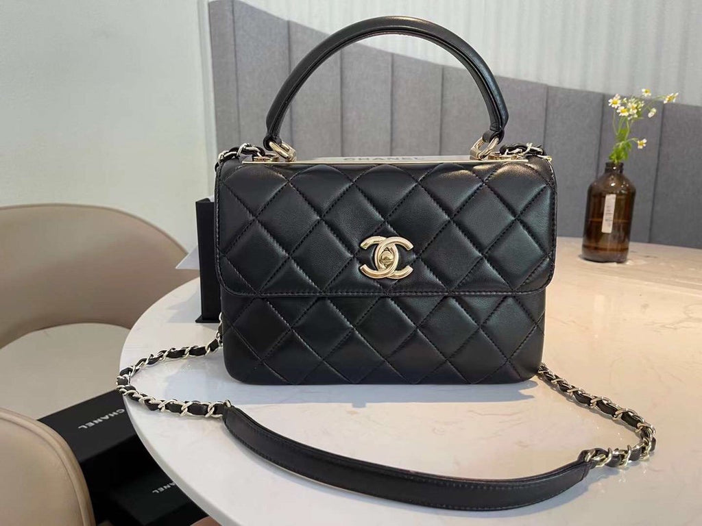 CHL -  Classic Flap Bag Gold Toned Hardware Black 9.8in/25LO