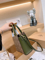 LO - CCH Bags - 425