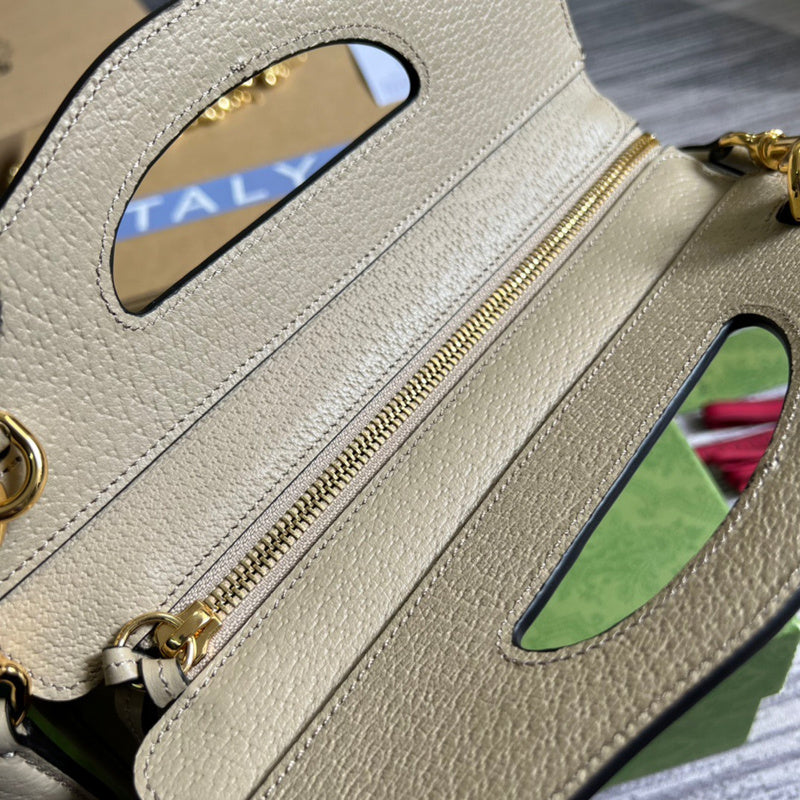 LO - GCC Bags - 6459