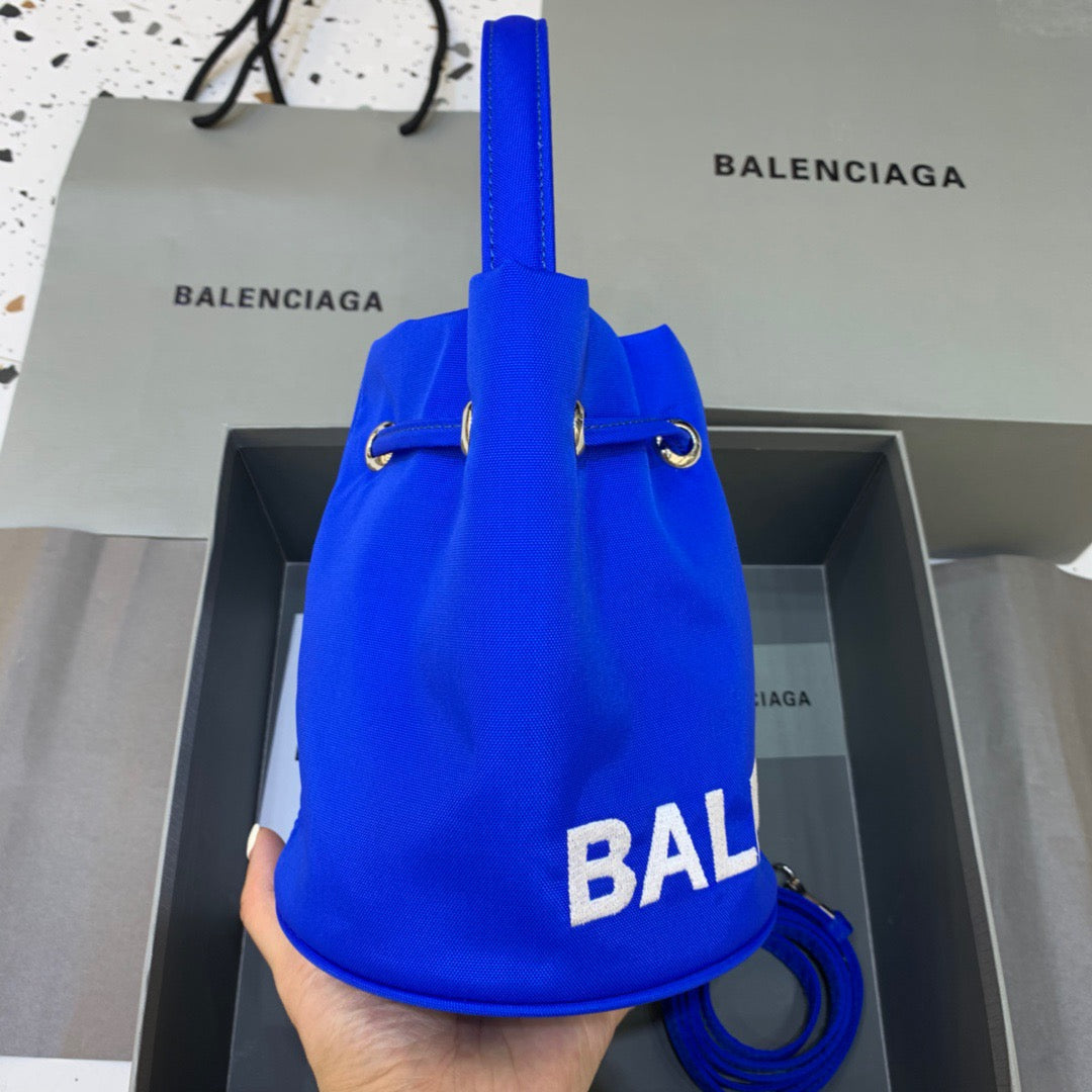 BLN-Ciaga Le Cagole Medium Bucket Bag In Blue, For Women,  Bags 11.8in/30LO