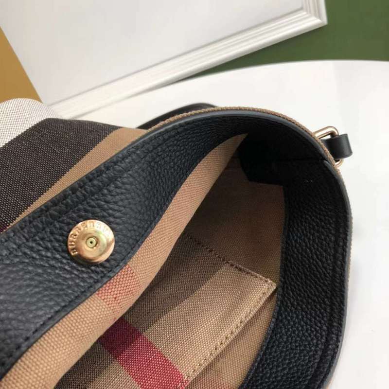 LO - B-BERRY BAGS - 037