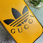 LO - GCC Bags - 1973
