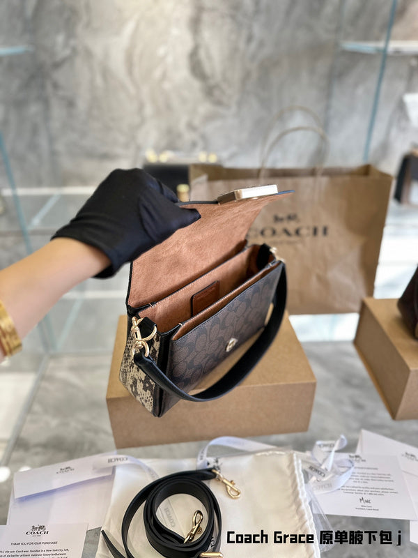 LO - CCH Bags - 318