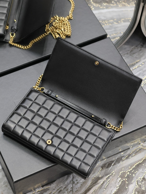 BB - YSL Bag - 1810