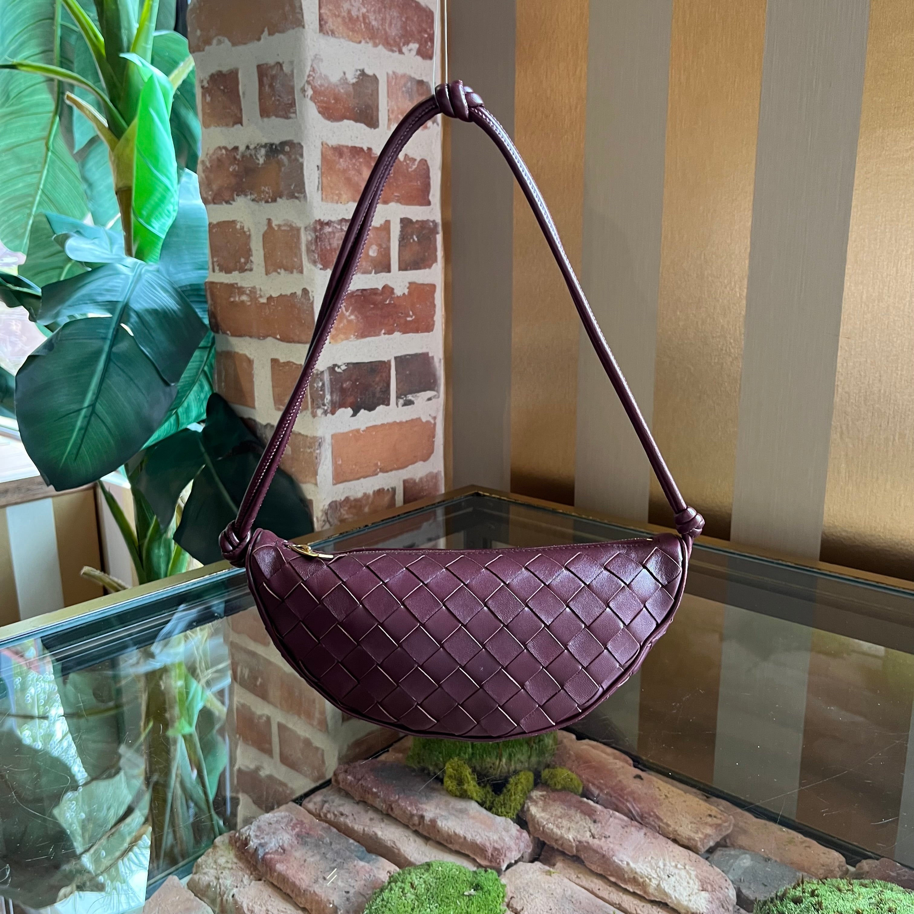 B-VENETA Half Moon Barro Muse Brass Nappa Intrecciato Shoulder Bag