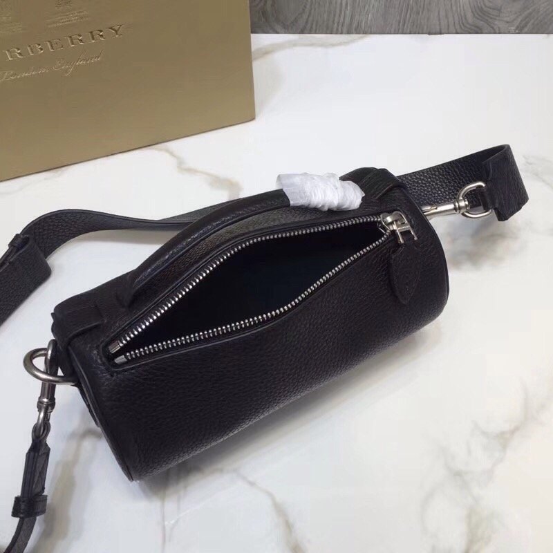 B-Berry - BB  Barrel Bag Black For Women, Bags 8.3in/21LO