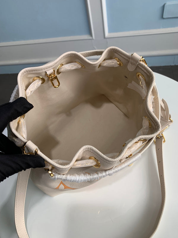 LO - LV Bags - 15173