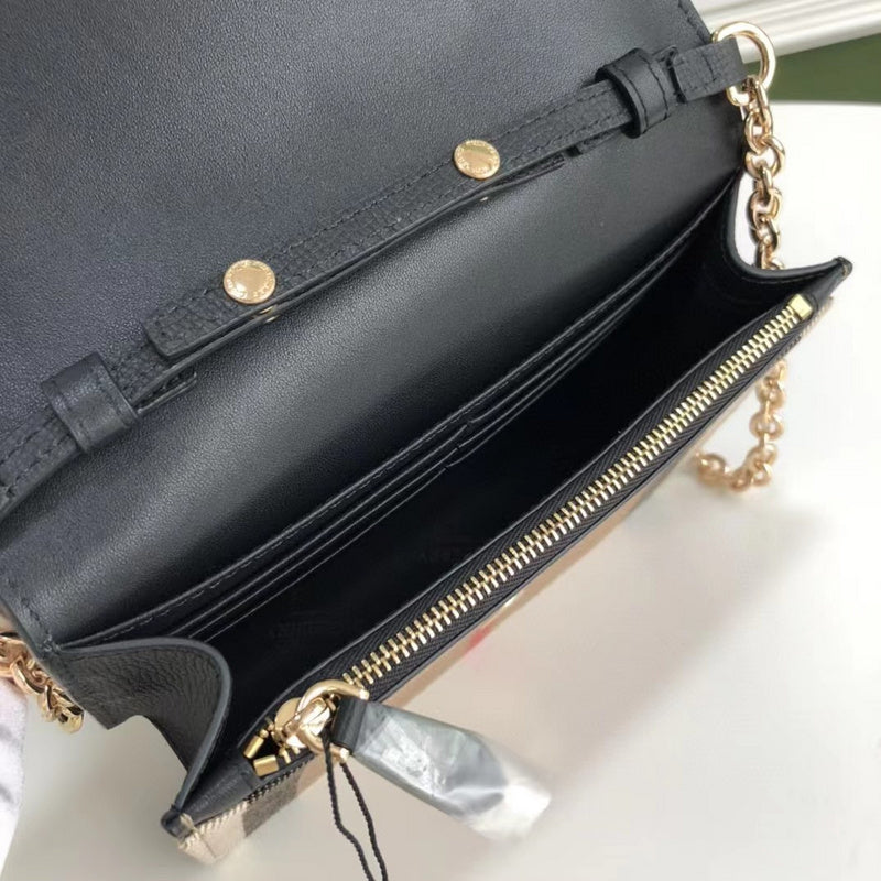 LO - B-BERRY BAGS - 001