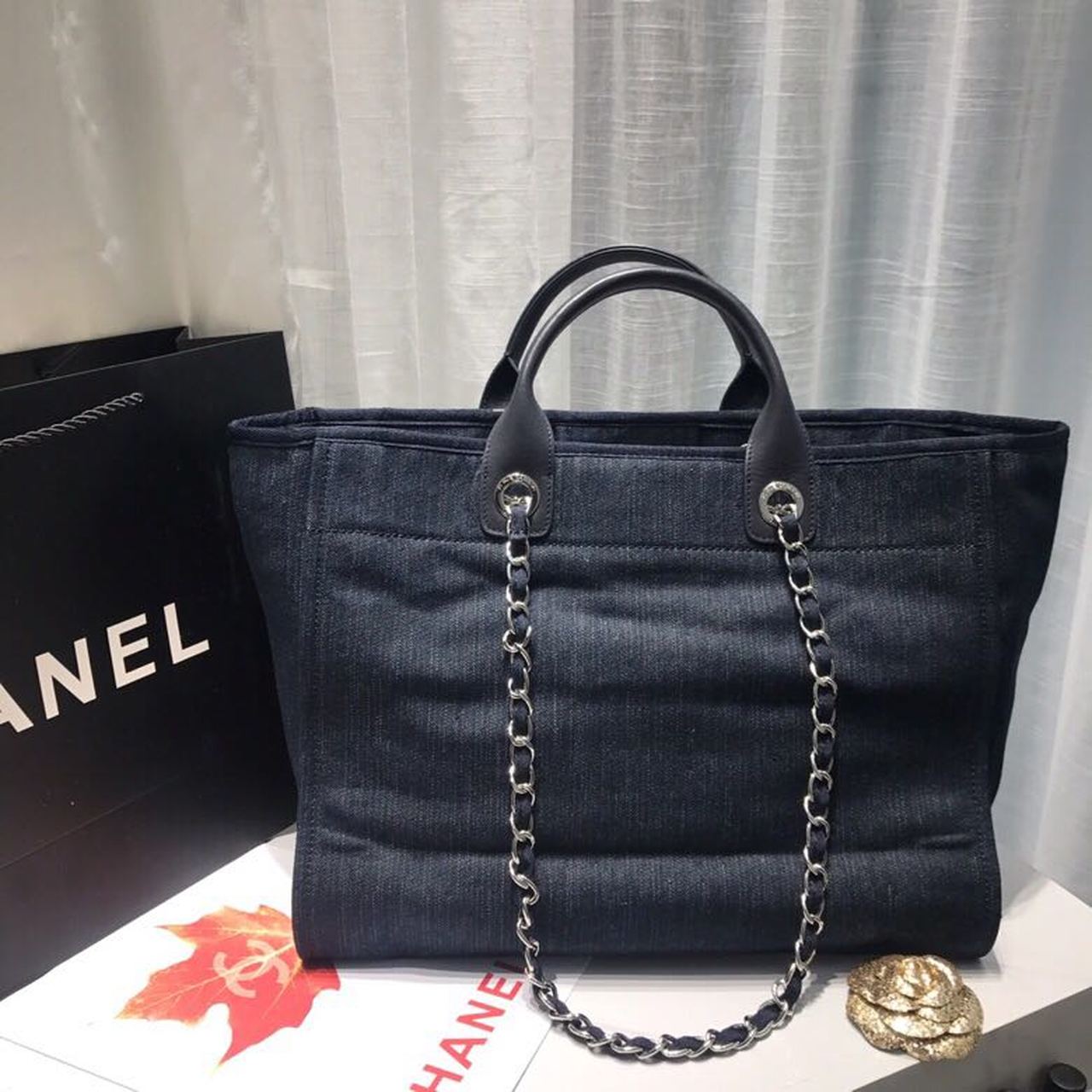CHL -  Deauville Tote Canvas Bag Dark Blue Denim/White For Women 14.9in/38LO