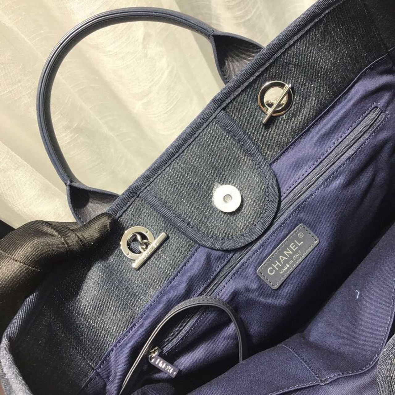 CHL -  Deauville Tote Canvas Bag Dark Blue Denim/White For Women 14.9in/38LO