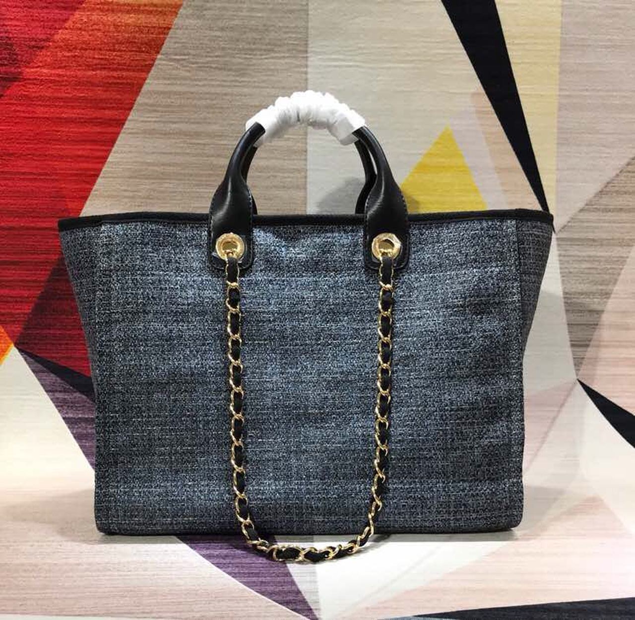 CHL -  Deauville Tote 38LO Black/Dark For Women A66941