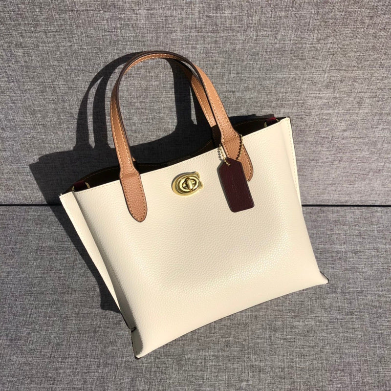 LO - CCH Bags - 570