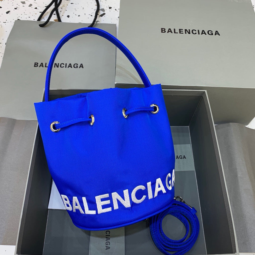 BLN-Ciaga Le Cagole Medium Bucket Bag In Blue, For Women,  Bags 11.8in/30LO
