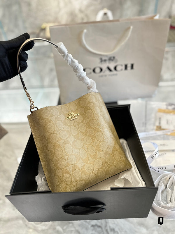 LO - CCH Bags - 254