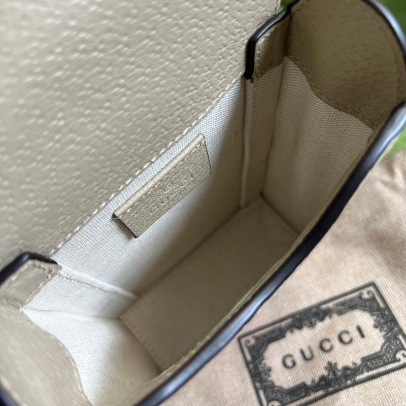 LO - GCC Bags - 4901