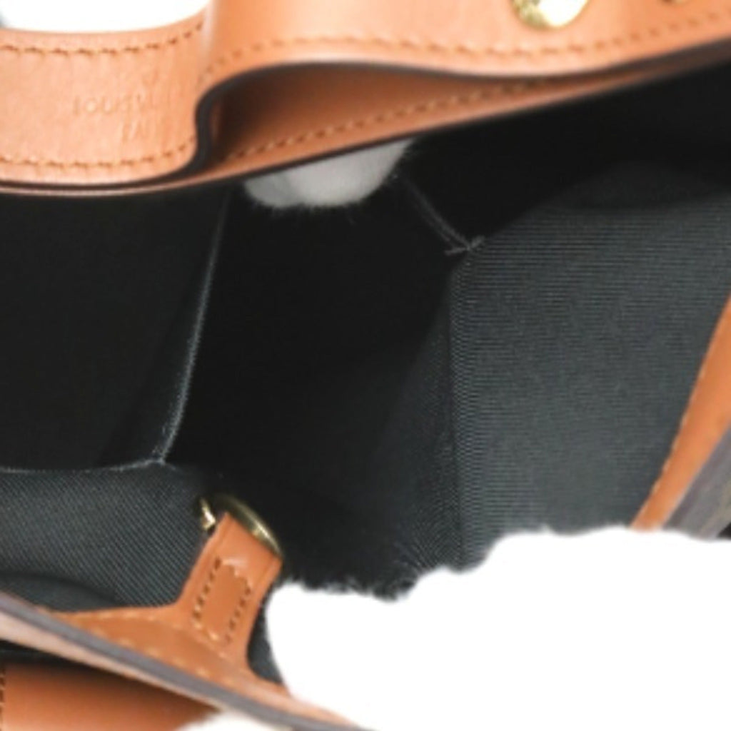 LO-LV bags 2069
