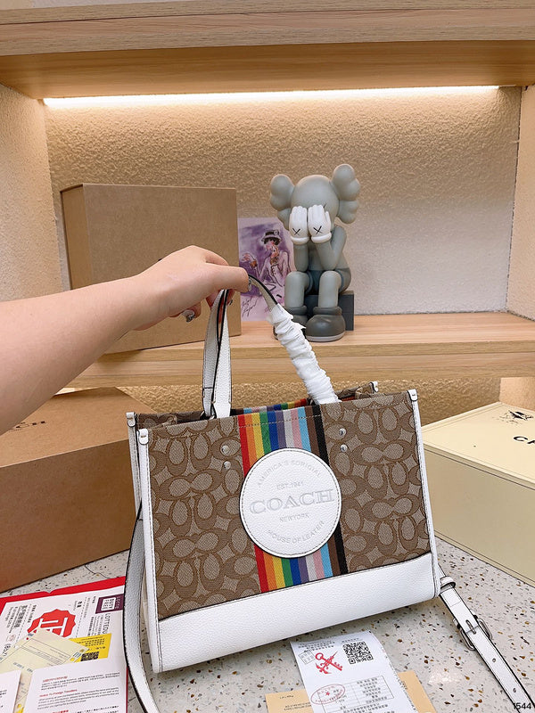 LO - CCH Bags - 137