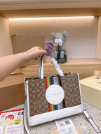 LO - CCH Bags - 137