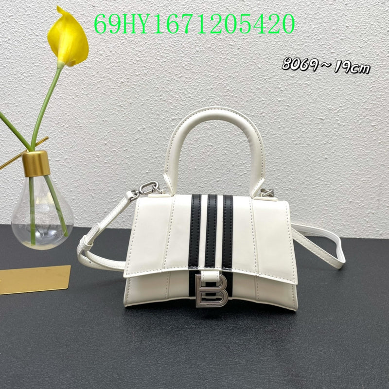 LO - BGA Bags - 1954