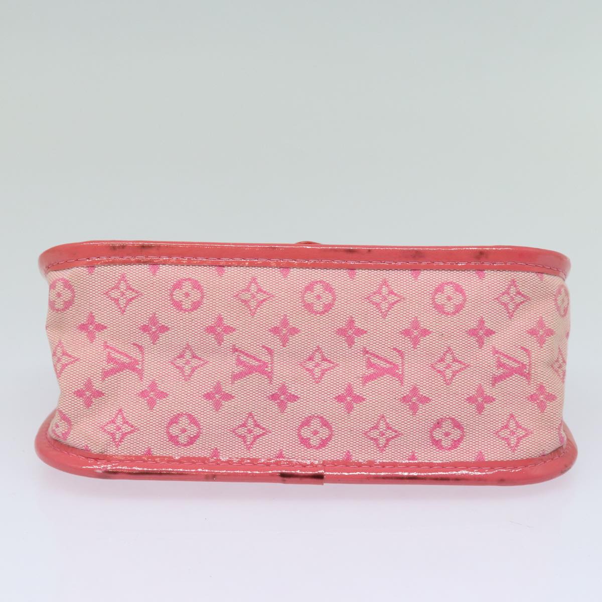 LO-LV bags 1102