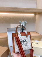 LO - CCH Bags - 014