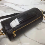 B-Berry - BB  The Kingdom Motif Barrel Bag In Black For Women, Bags 8.3in/21LO