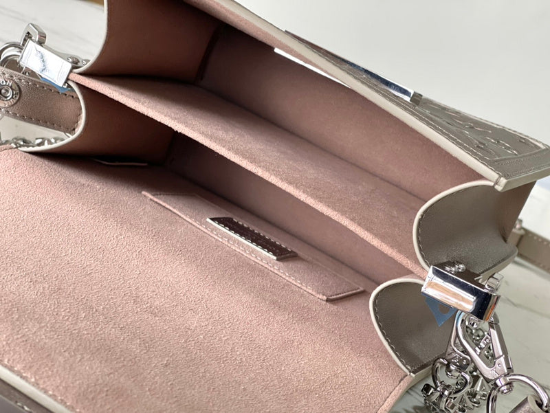 LO - LV Bags - 15690