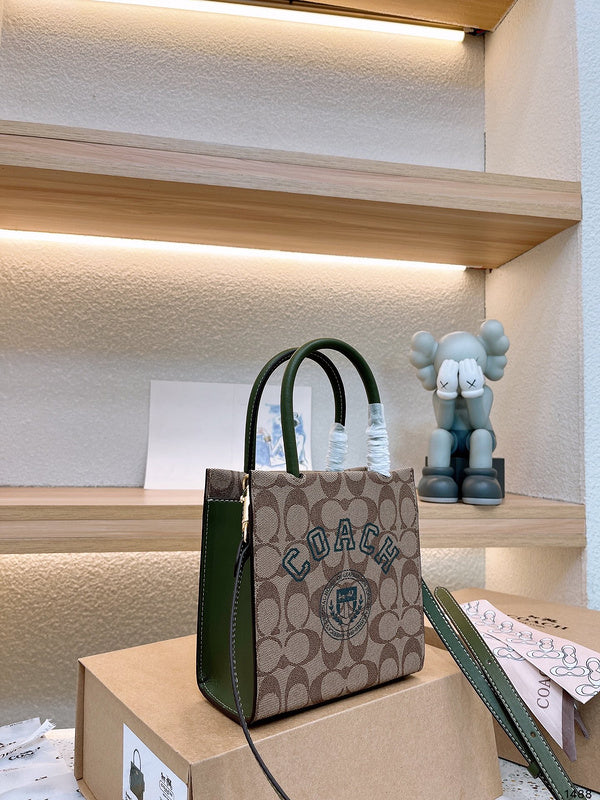 LO - CCH Bags - 423